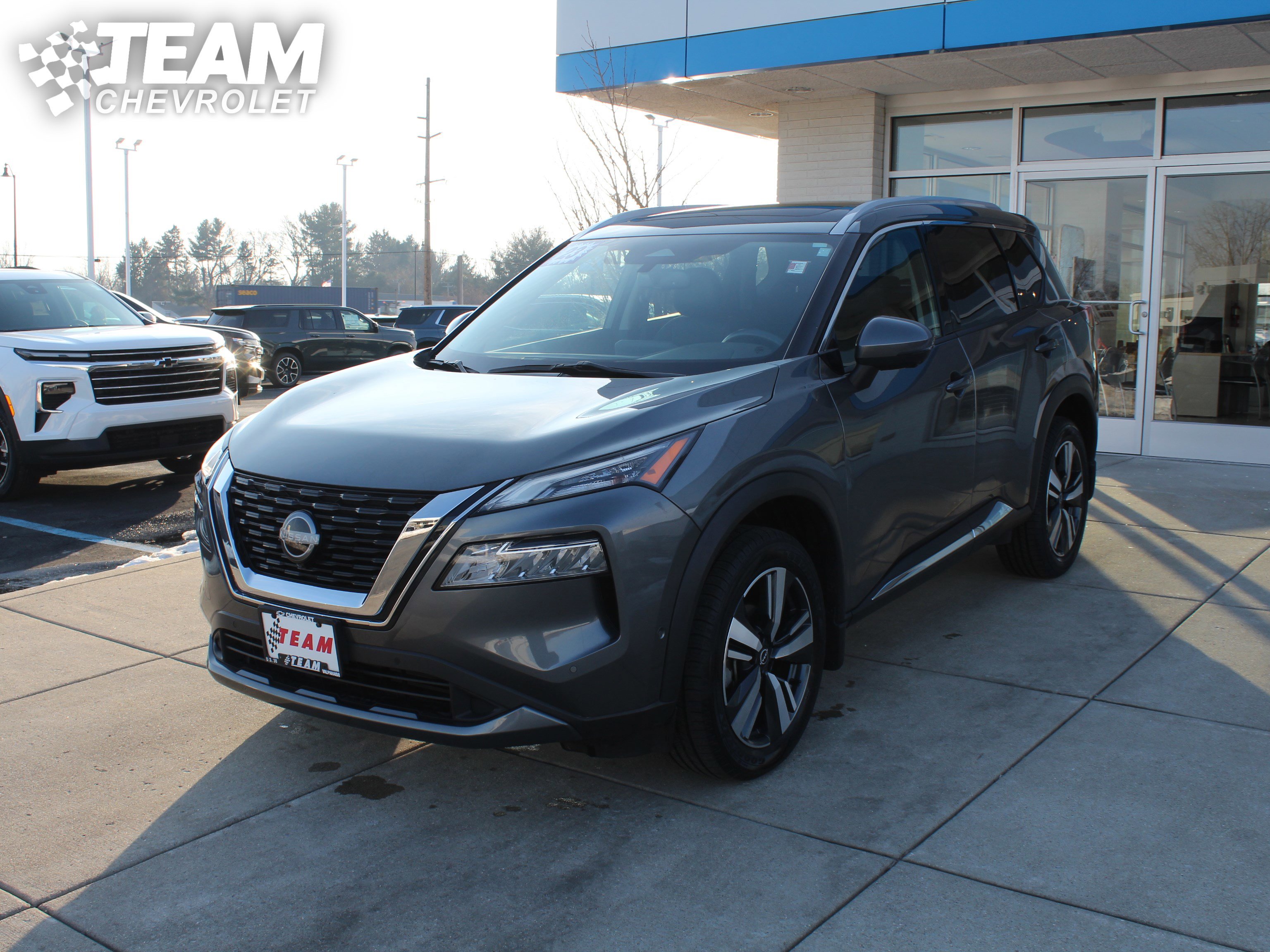 Used 2023 Nissan Rogue SL w/ SL Premium Package image 8