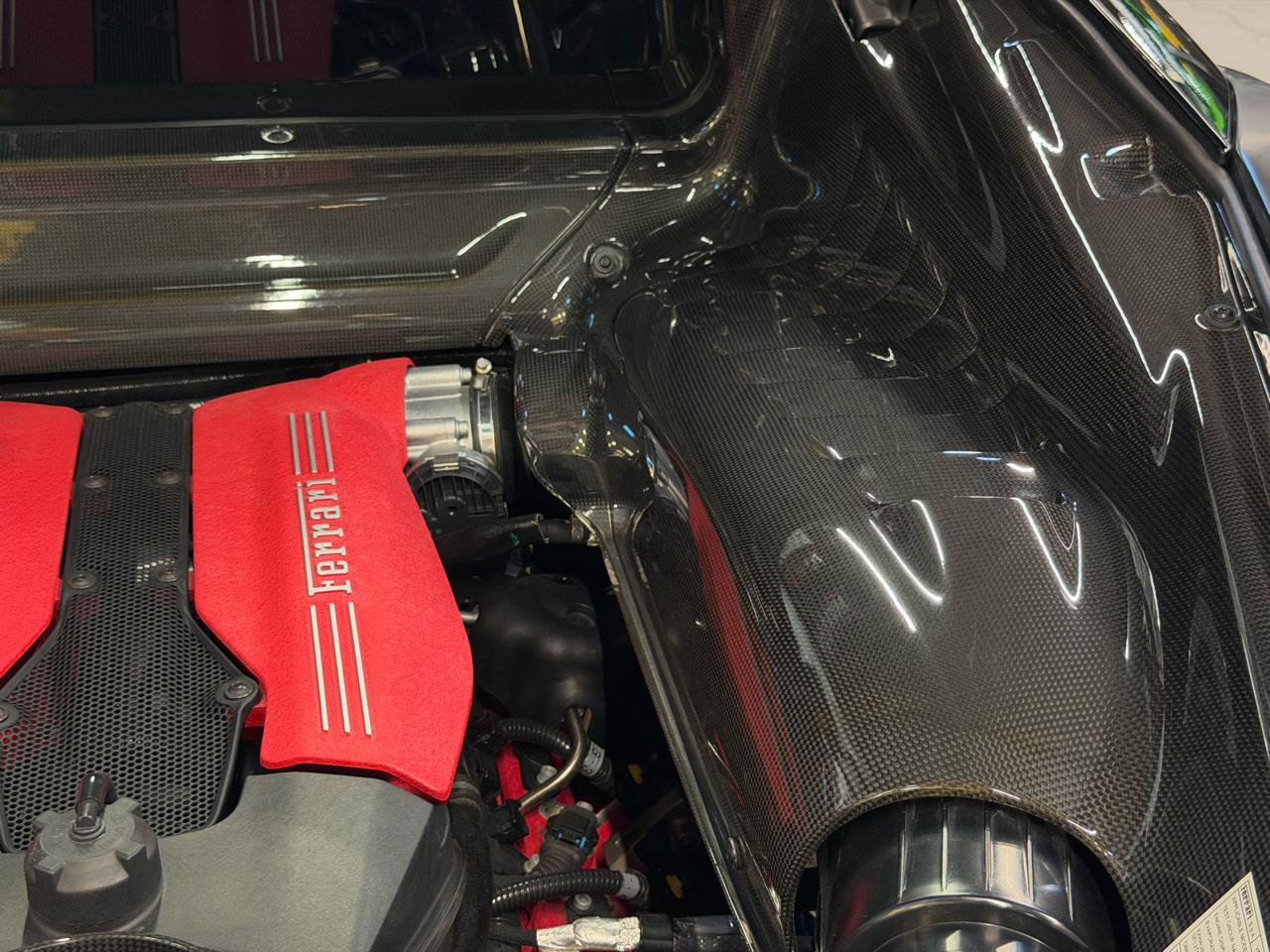 Used 2018 Ferrari 488 GTB RWD image 39