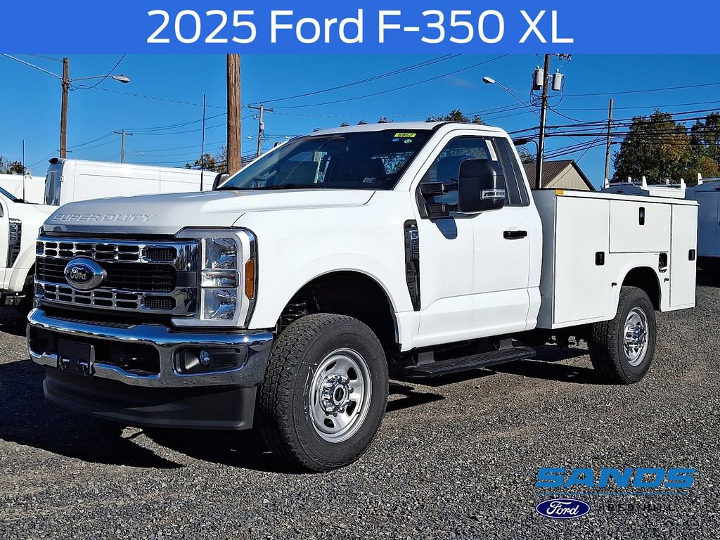 New 2025 Ford F350 XL w/ XL Chrome Package