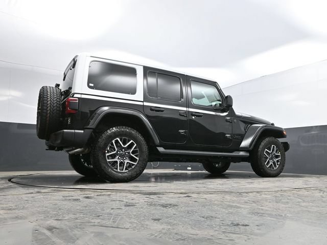 New 2026 Jeep Wrangler Unlimited Sahara w/ Whitecap Package AWD/4WD image 37