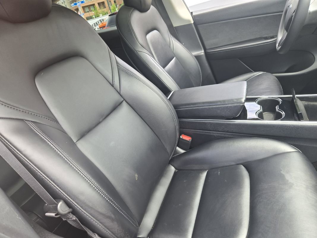 Used 2020 Tesla Model Y Long Range image 22