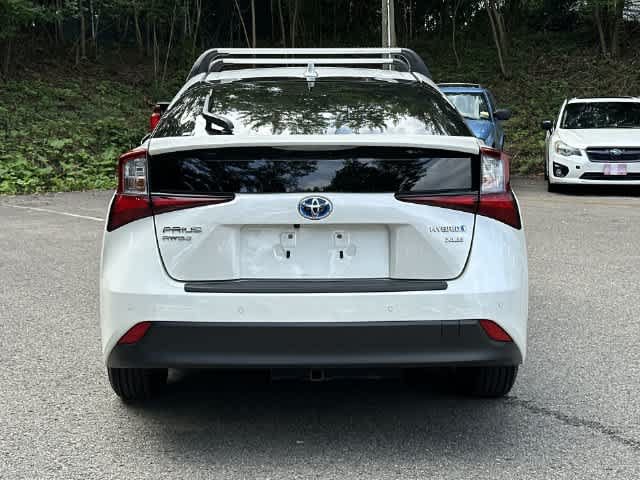 Used 2020 Toyota Prius XLE w/ Advanced Technology Package AWD/4WD image 4