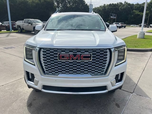 Used 2021 GMC Yukon XL Denali w/ Denali Ultimate Package AWD/4WD image 12