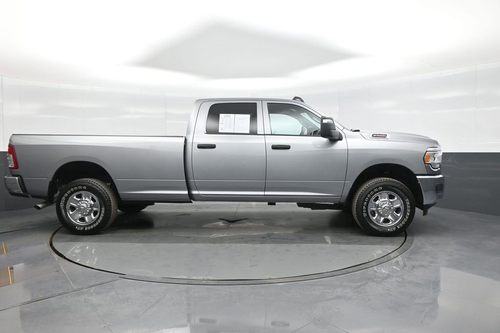 Used 2024 RAM 2500 Tradesman w/ Chrome Appearance Group image 8