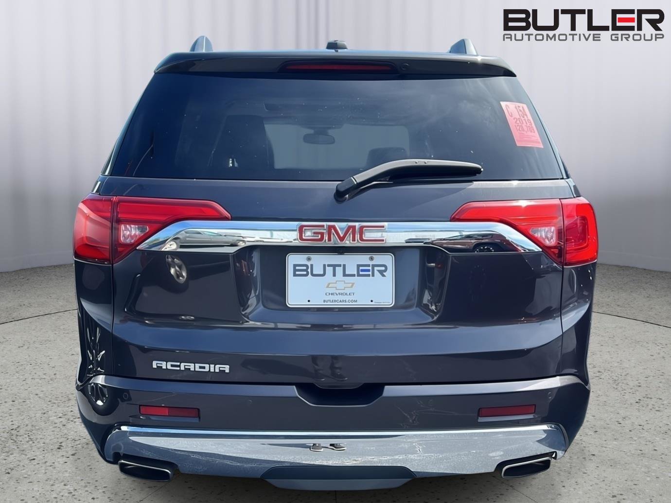 Used 2019 GMC Acadia Denali w/ Technology Package FWD image 4