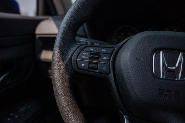Used 2025 Honda CR-V EX image 17