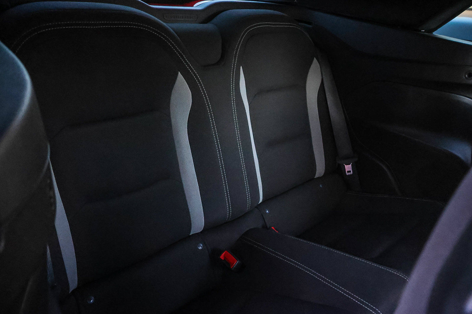 Used 2018 Chevrolet Camaro SS RWD image 18