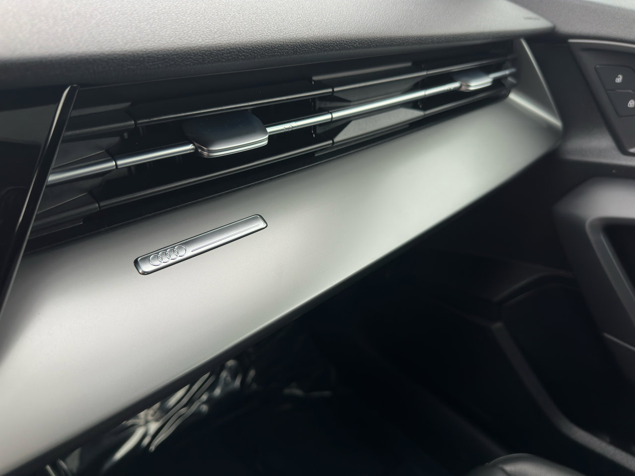 Used 2022 Audi A3 2.0T Premium image 27