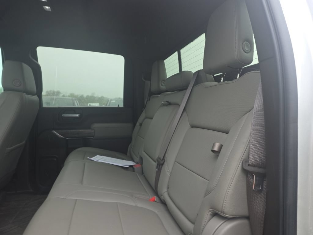 Used 2020 Chevrolet Silverado 3500 LTZ w/ LTZ Plus Package AWD/4WD image 14