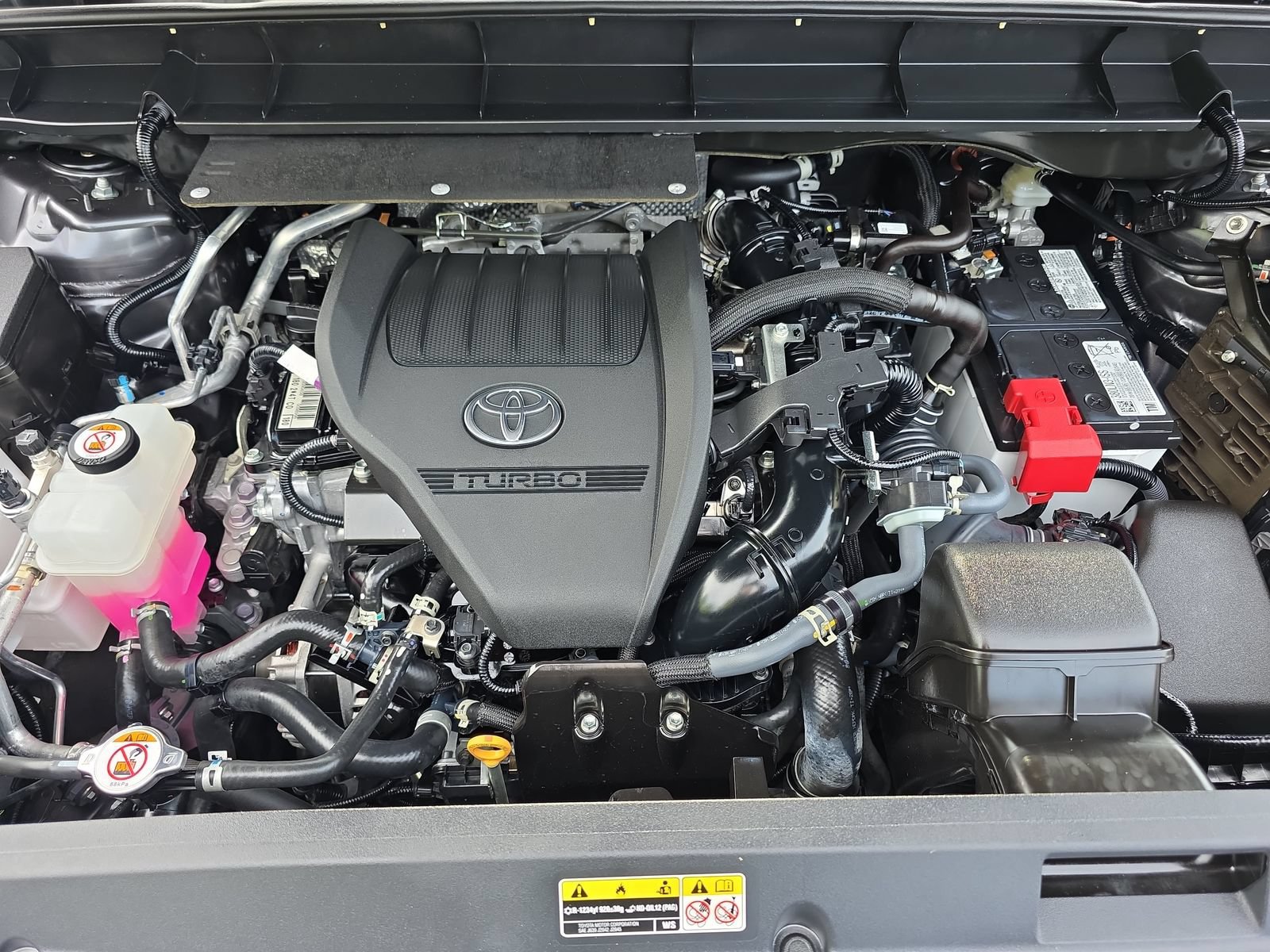 Used 2023 Toyota Highlander XLE FWD image 29