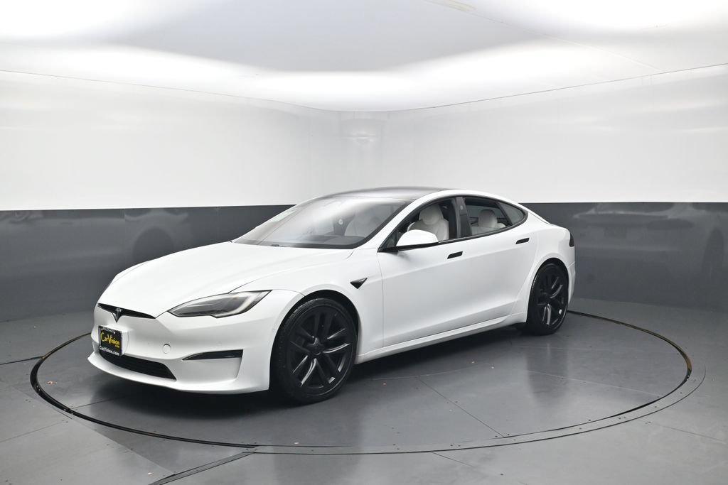 Used 2022 Tesla Model S Plaid AWD/4WD image 2