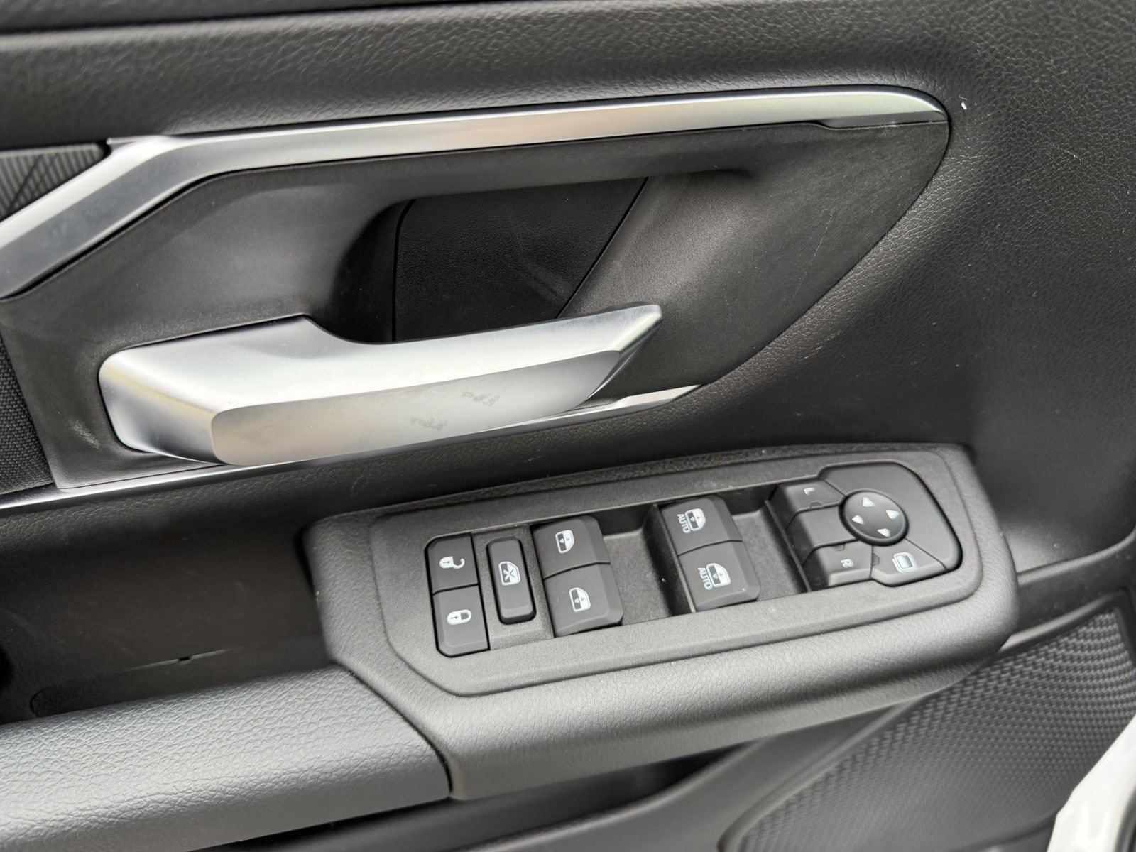 New 2026 RAM 1500 Big Horn AWD/4WD image 16