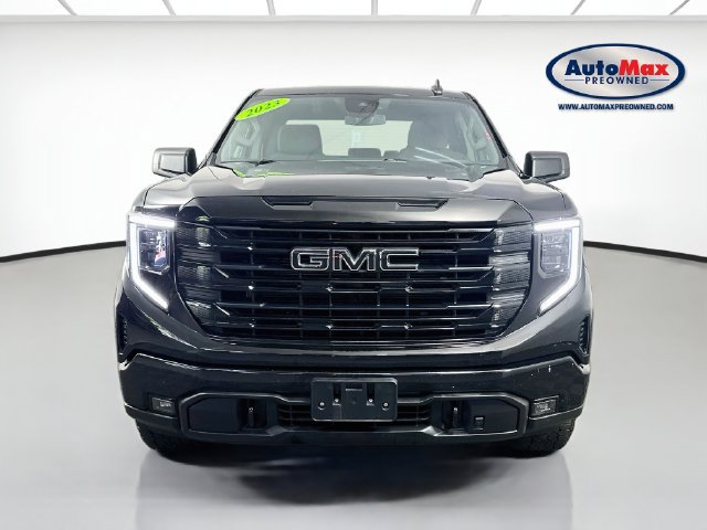 Used 2023 GMC Sierra 1500 Elevation w/ LPO, Elevation Black Package AWD/4WD image 6