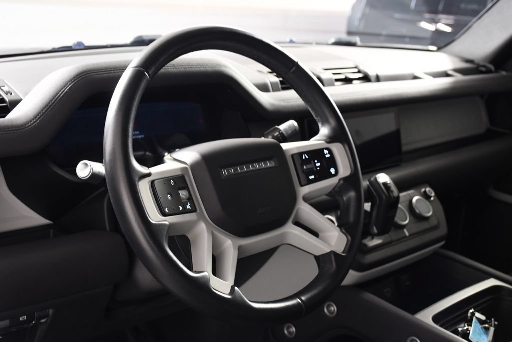 Used 2020 Land Rover Defender 110 First Edition AWD/4WD image 13