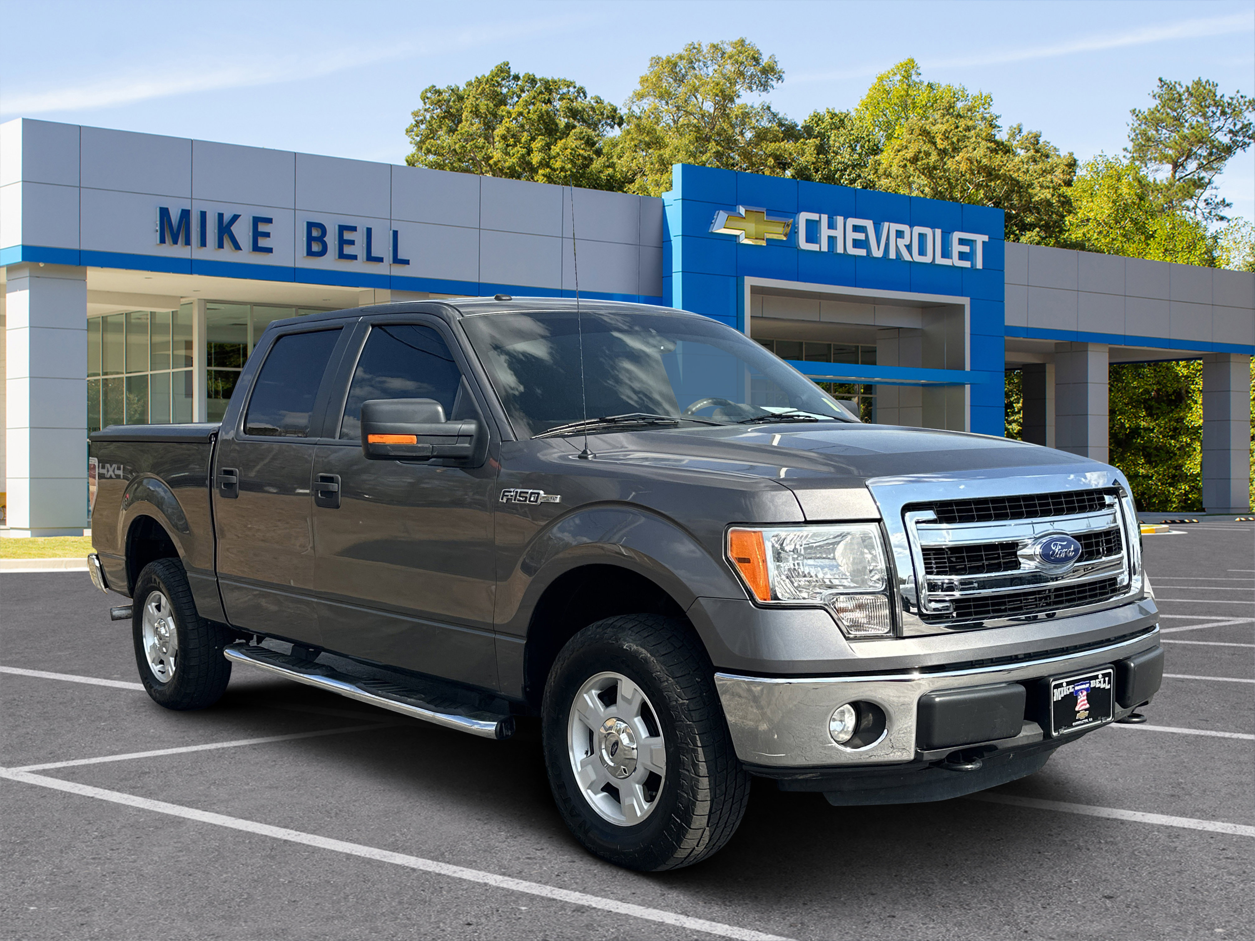 Used 2013 Ford F150 XLT w/ Mid Equipment Group image 1