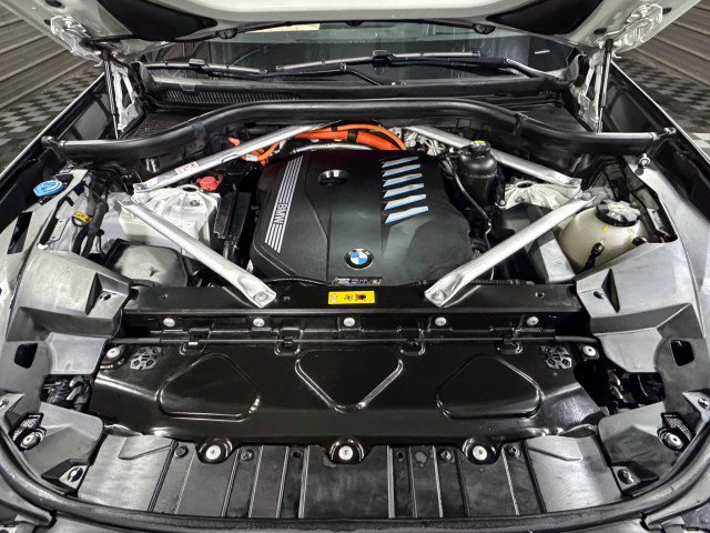 Used 2022 BMW X5 xDrive45e w/ M Sport Package image 43