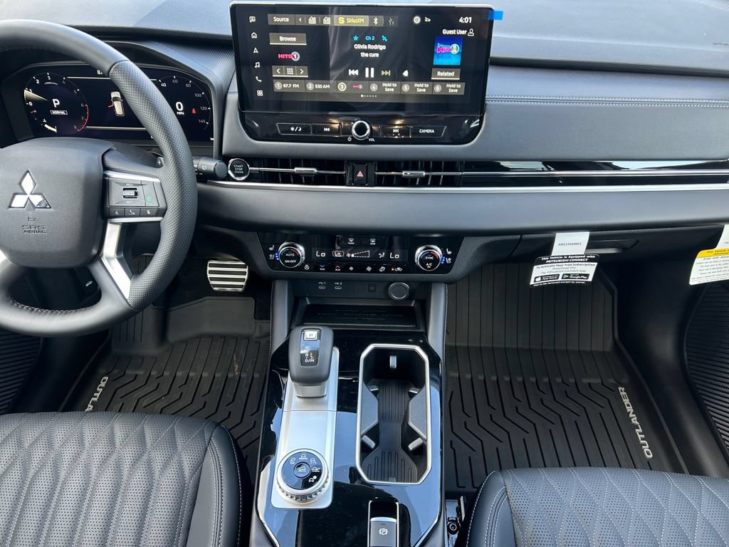 New 2026 Mitsubishi Outlander SEL FWD image 11