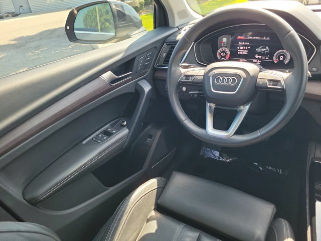 Certified 2023 Audi Q5 2.0T Prestige AWD/4WD image 12