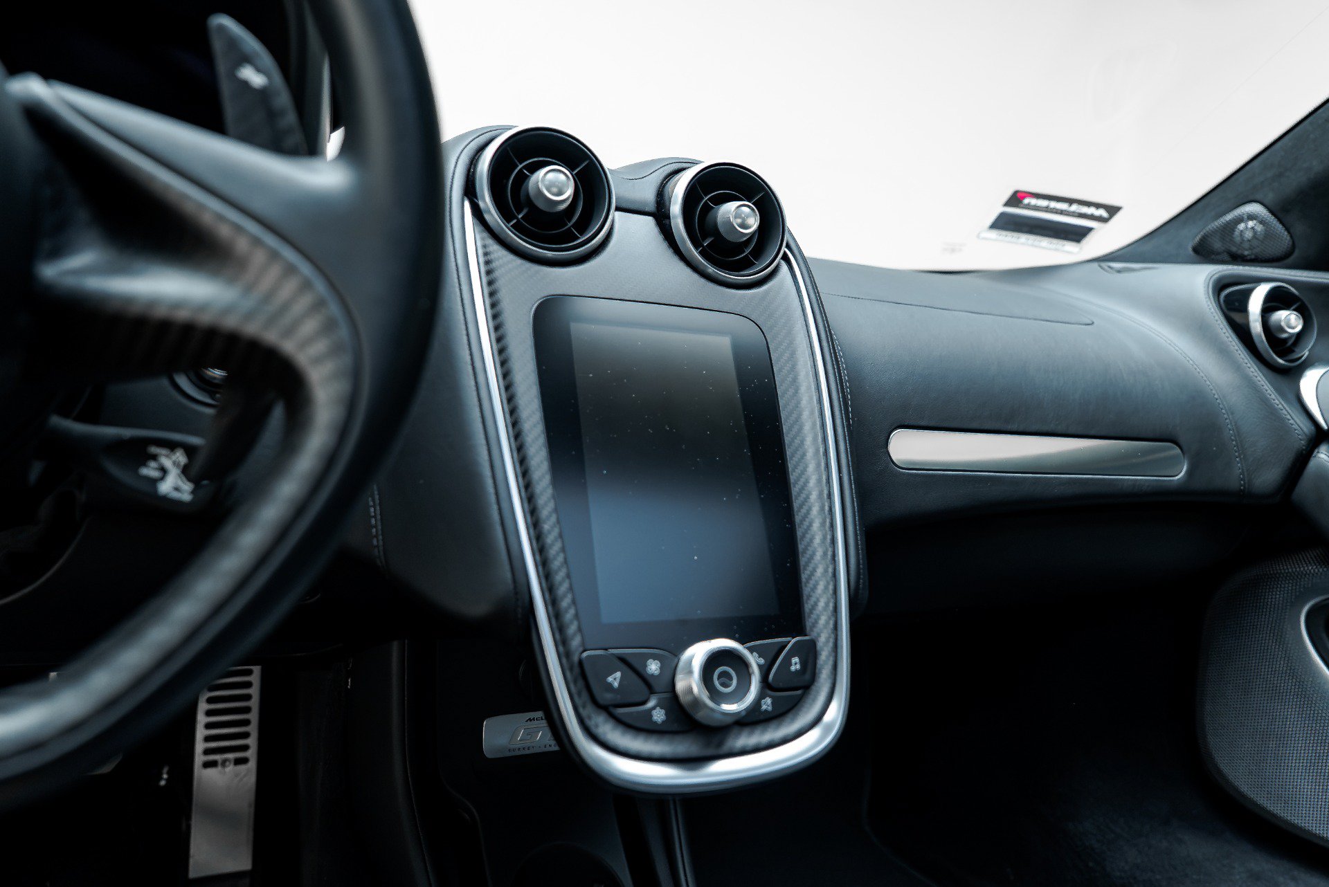 Used 2023 McLaren GT RWD image 40