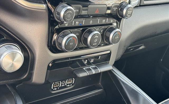 Used 2024 RAM 1500 Laramie AWD/4WD image 15