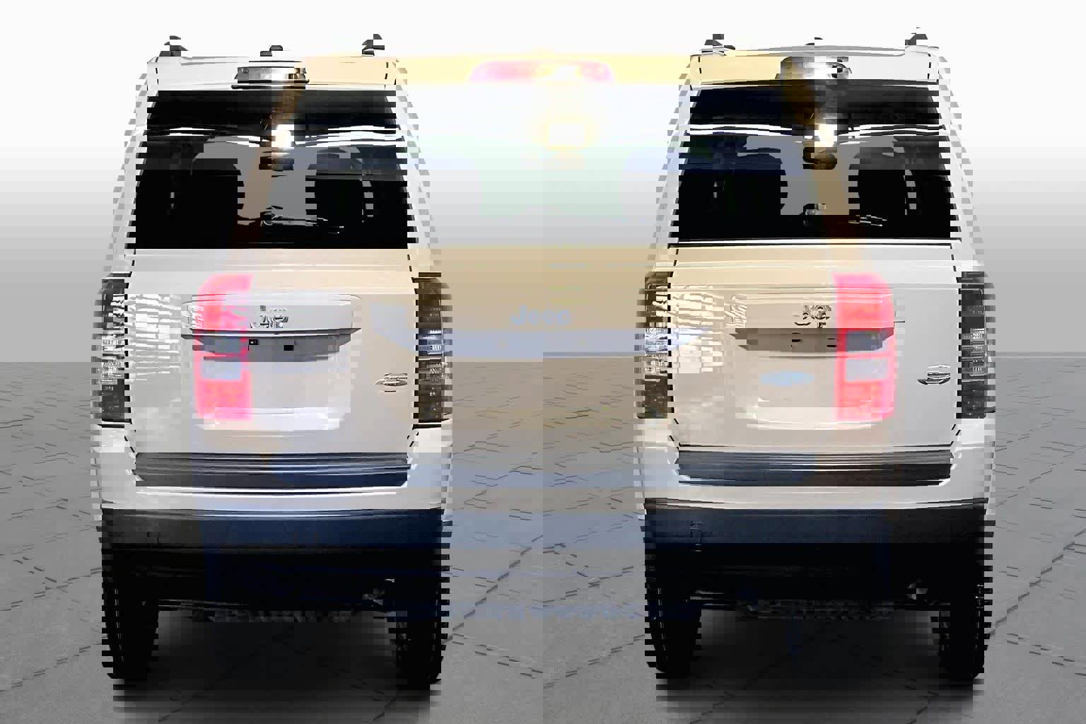 Used 2017 Jeep Patriot Latitude image 5