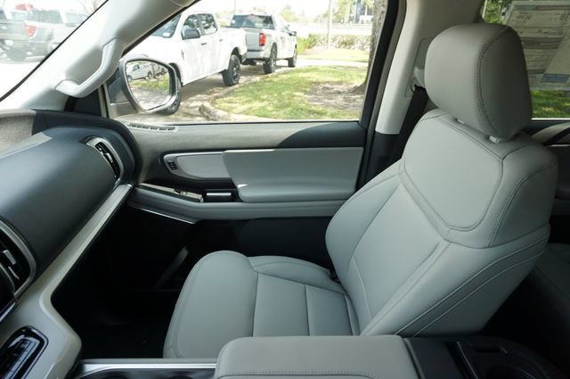 New 2027 Ford Expedition Max Active RWD image 36