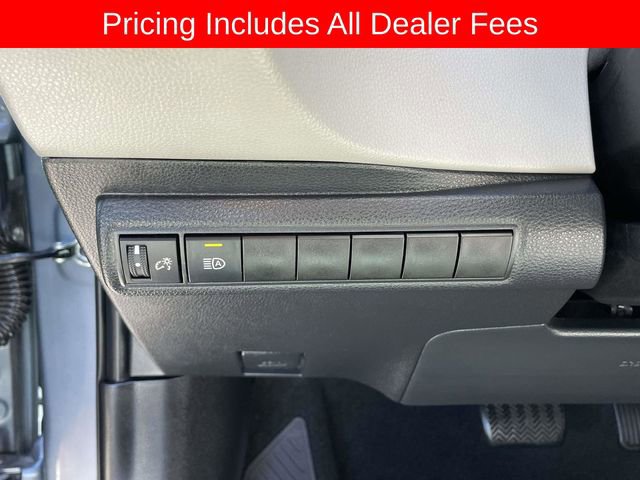 Used 2021 Toyota Corolla L FWD image 21