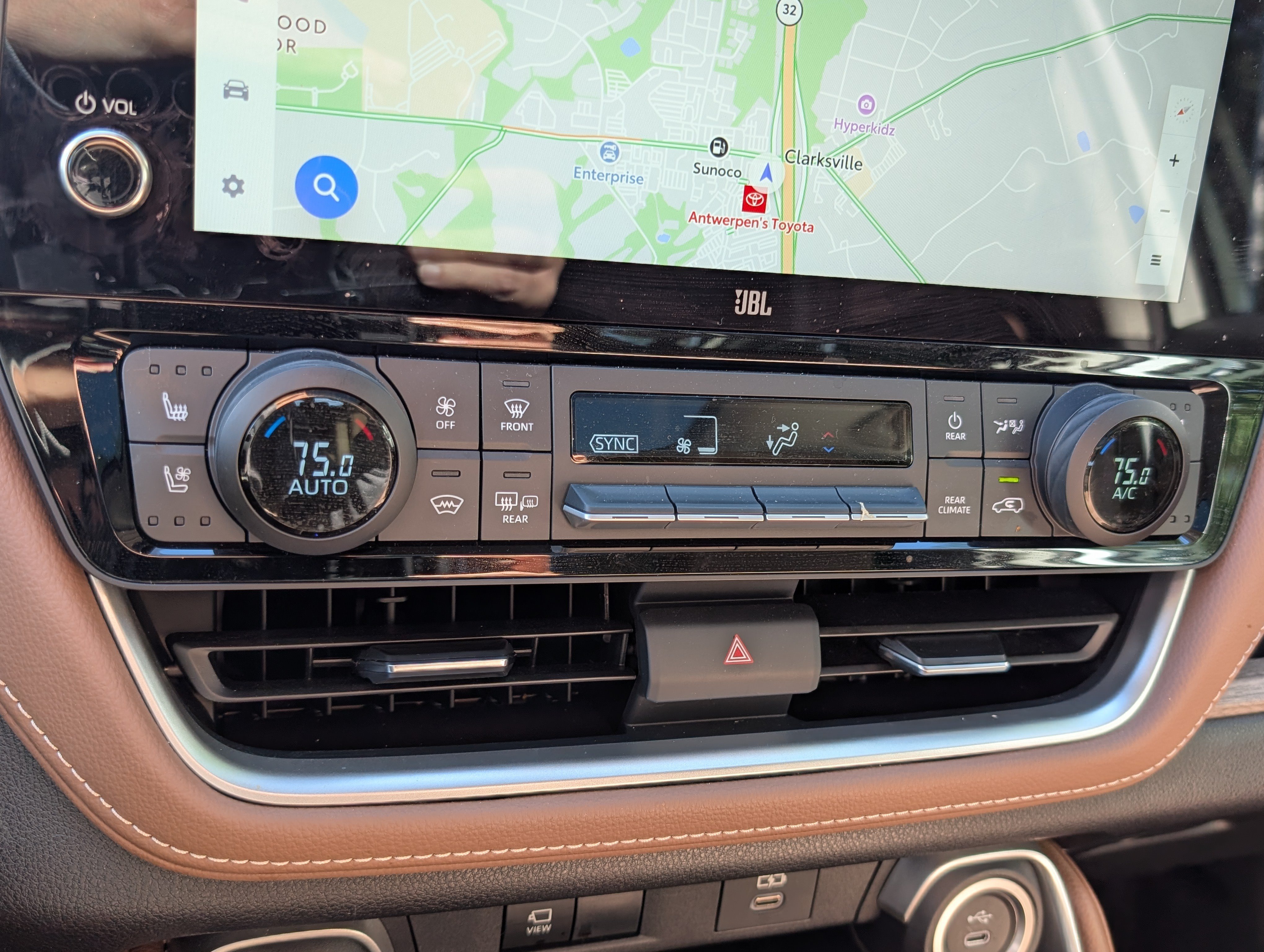 Used 2026 Toyota Grand Highlander AWD image 30