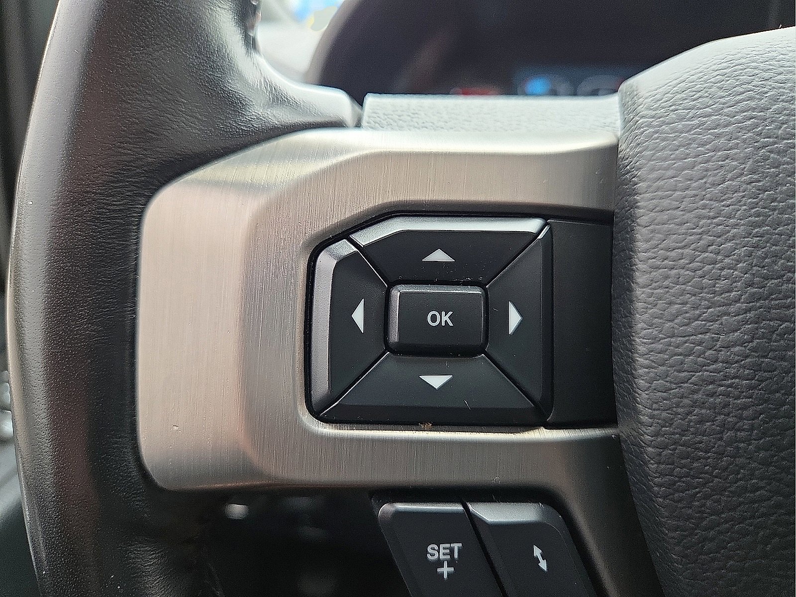 Used 2022 Ford F350 Platinum w/ Tremor Off-Road Package image 19