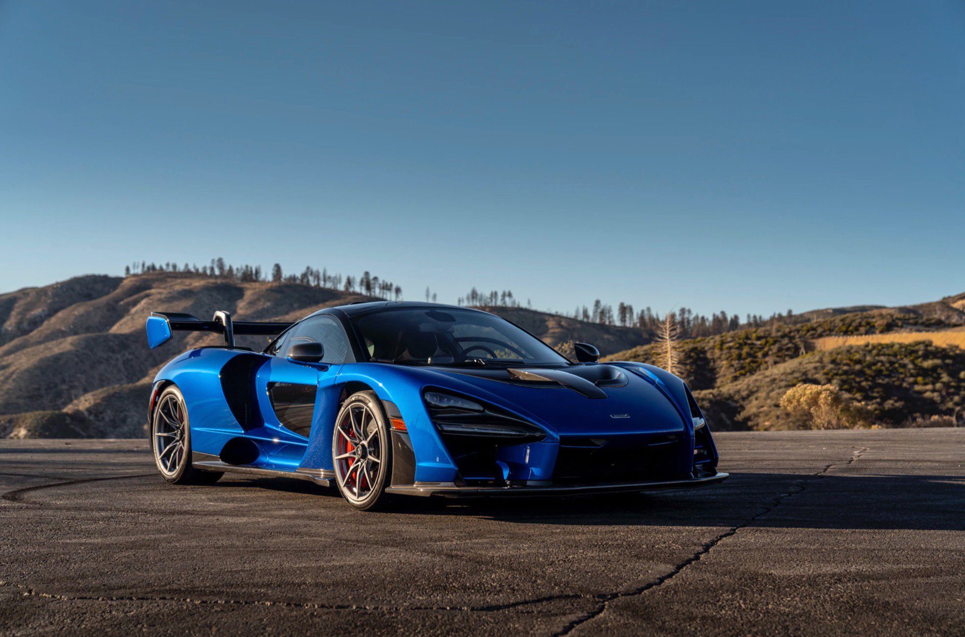 Used 2019 McLaren Senna Coupe ULTRA RARE Only 1685 Mil image 79