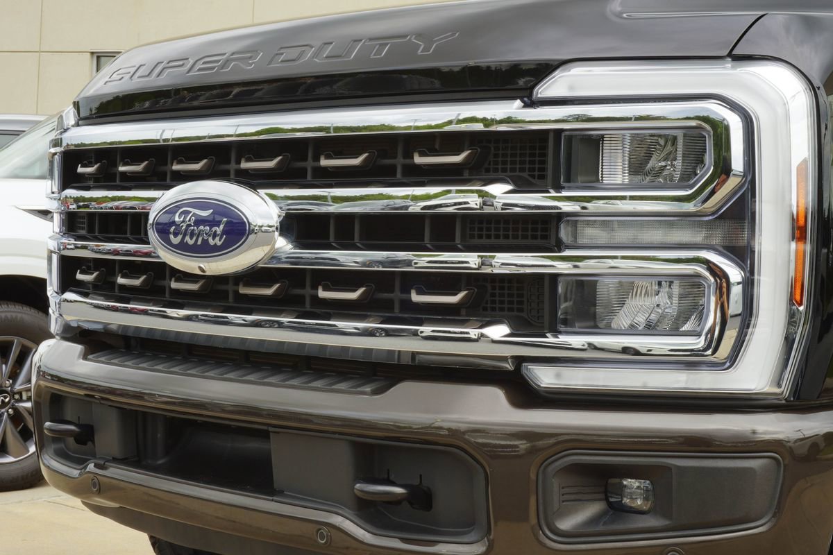 Used 2024 Ford F250 King Ranch AWD/4WD image 2