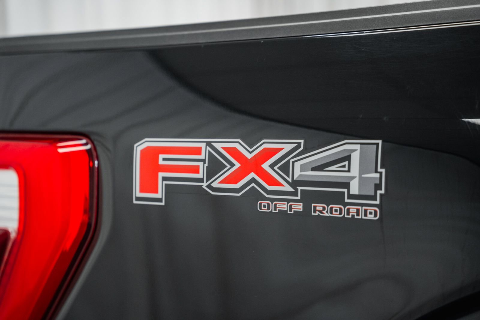 Certified 2023 Ford F150 Lariat w/ Equipment Group 502A High image 15