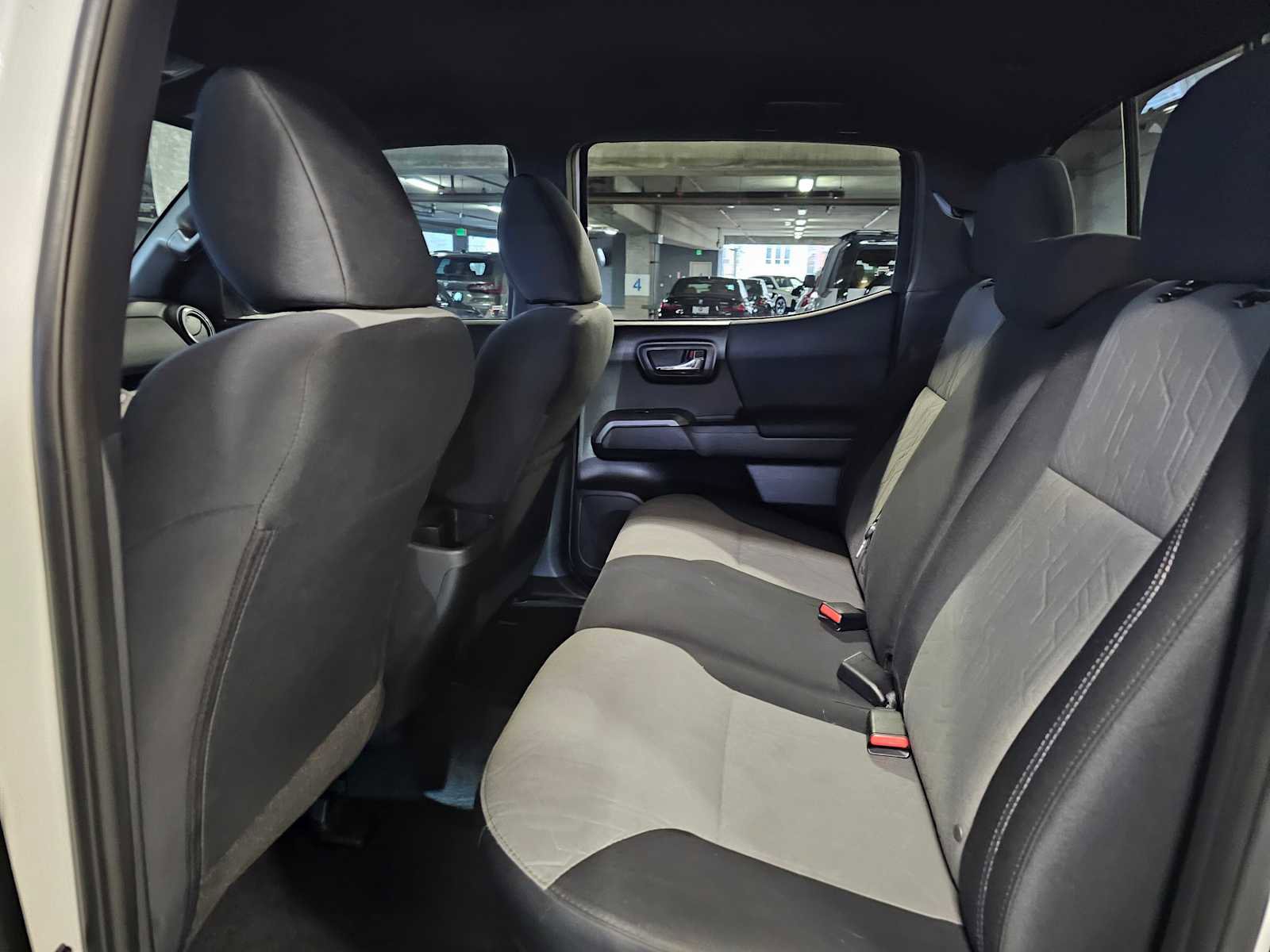 Used 2021 Toyota Tacoma TRD Sport w/ Technology Package image 31