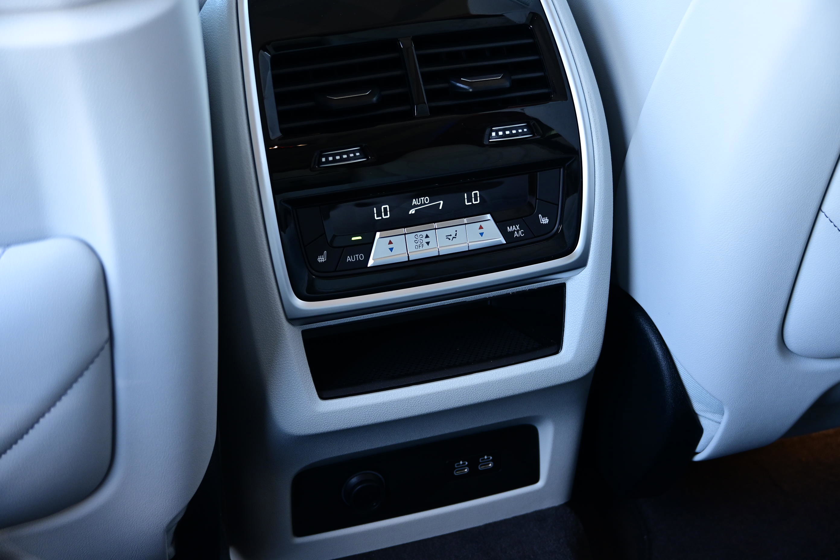 New 2026 BMW XM Label Red image 32