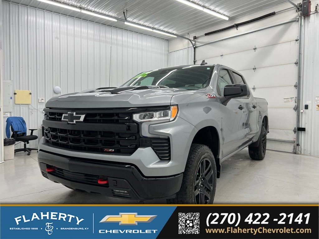 Used 2025 Chevrolet Silverado 1500 LT Trail Boss w/ Convenience Package II AWD/4WD image 6