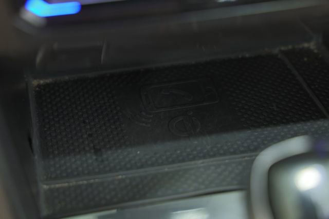 Used 2024 Volkswagen Tiguan SE image 21