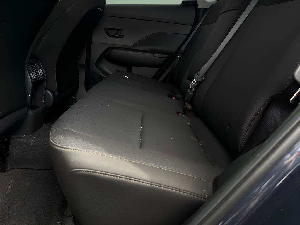 Used 2025 Hyundai Kona SEL image 15