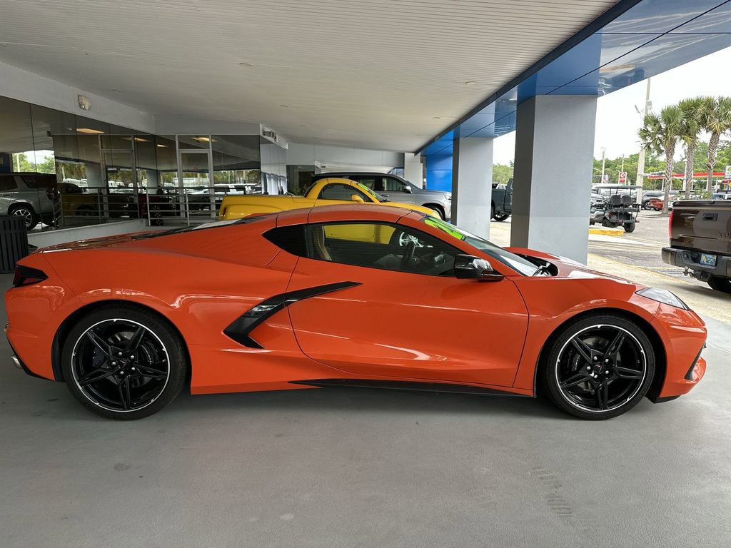 Used 2020 Chevrolet Corvette Stingray Preferred Cpe w/ 2LT Preferred Equipment Group image 17