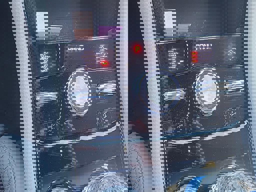 Used 2021 Jeep Grand Cherokee L Summit w/ Advanced Protech Group IV image 35