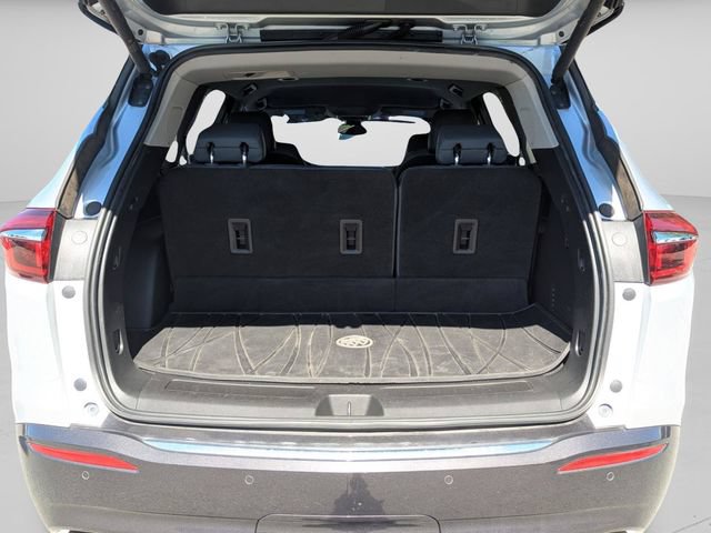 Used 2020 Buick Enclave Premium w/ Trailering Package, 5000 lbs. AWD/4WD image 32