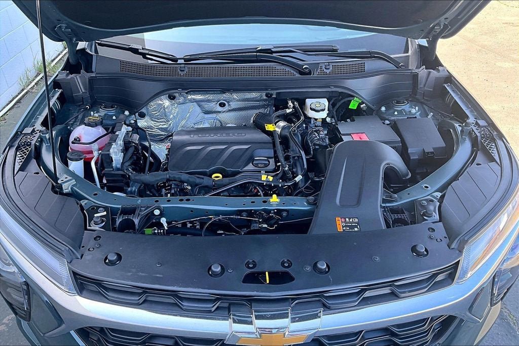 New 2026 Chevrolet Trax LT w/ Driver Confidence Package image 9