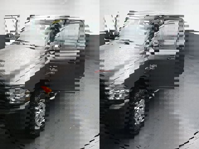 Used 2015 RAM 3500 Tradesman w/ Popular Equipment Group image 39