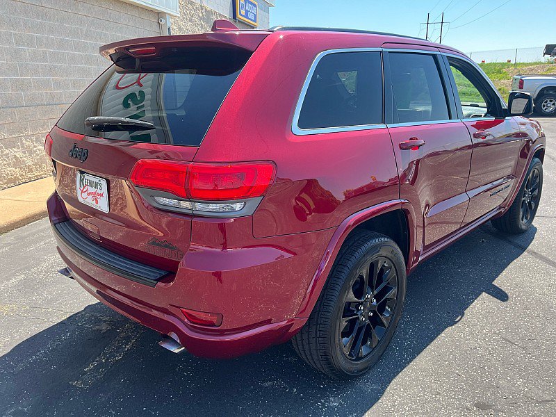 Used 2014 Jeep Grand Cherokee Altitude AWD/4WD image 8