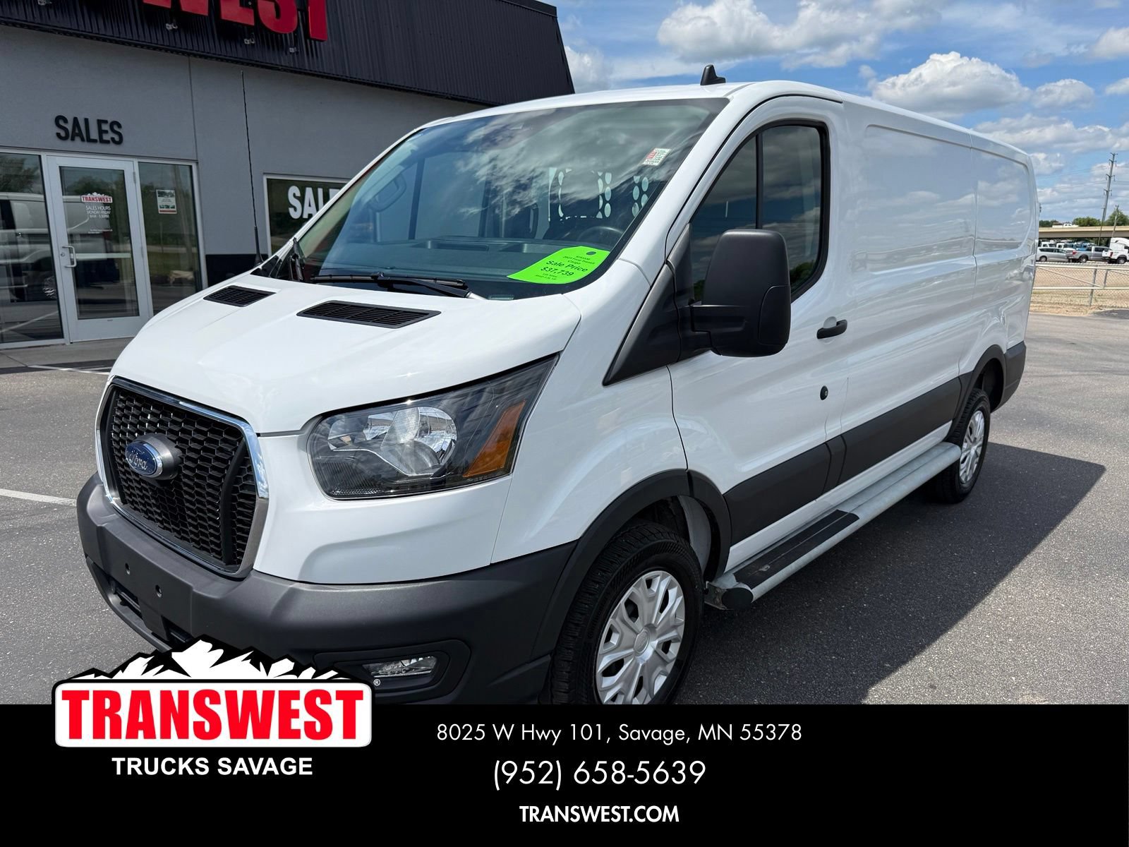 Used 2025 Ford Transit 250 Low Roof w/ Exterior Upgrade Package RWD image 1