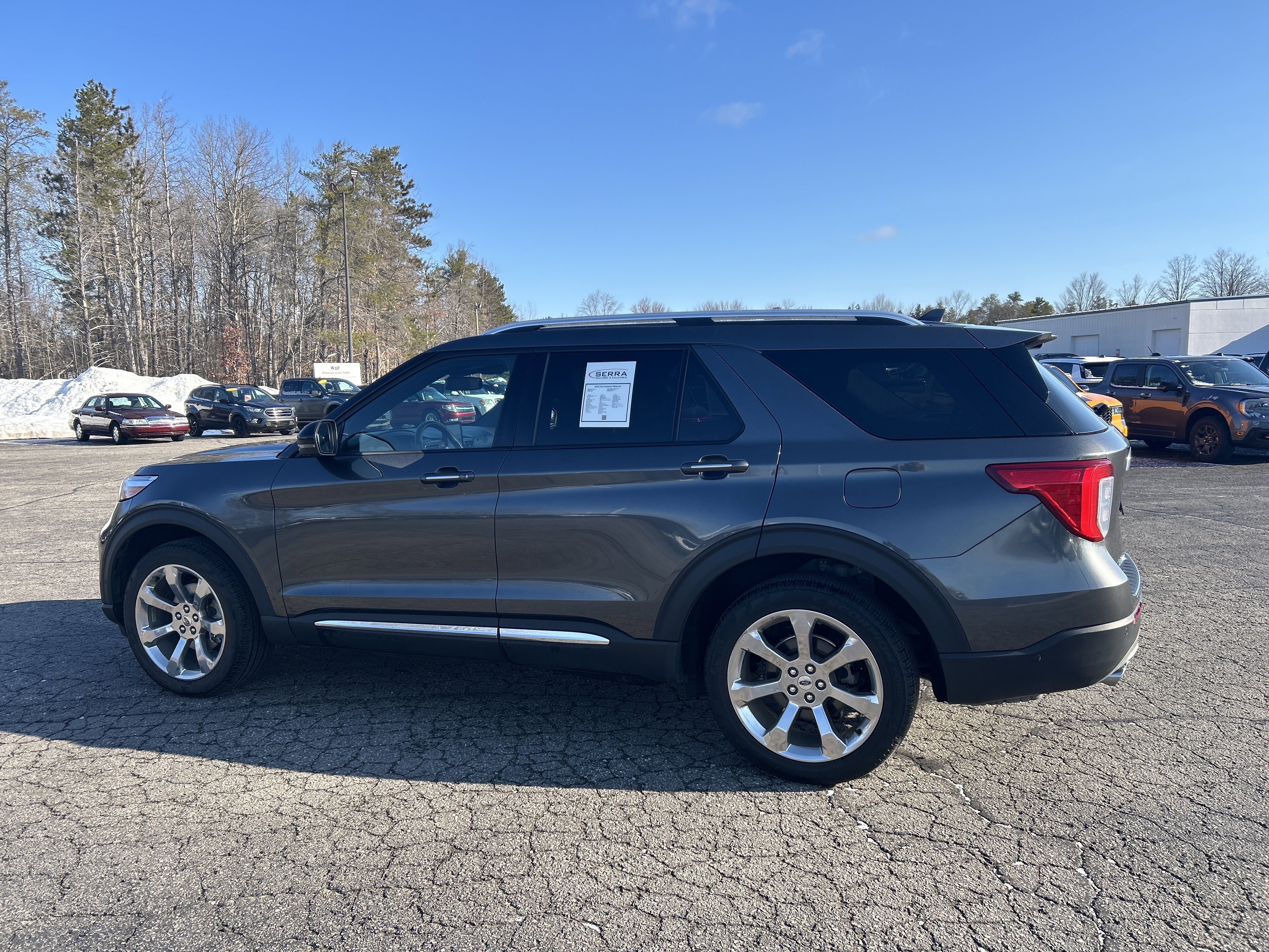 Used 2020 Ford Explorer Platinum w/ Premium Technology Package image 6