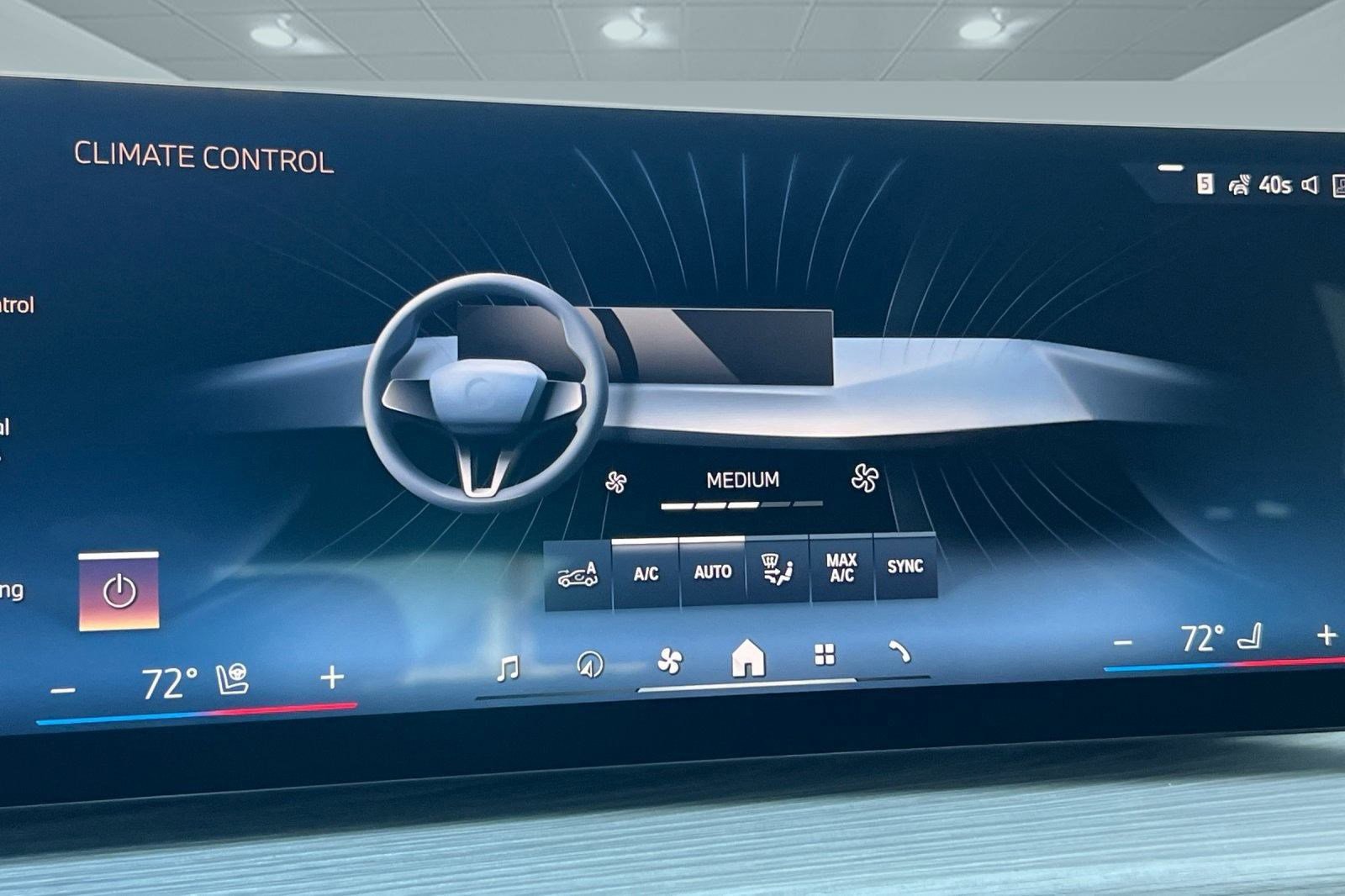 Used 2025 BMW i4 eDrive40 w/ Premium Package RWD image 23