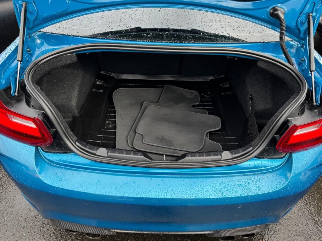 Used 2017 BMW M2 RWD image 31