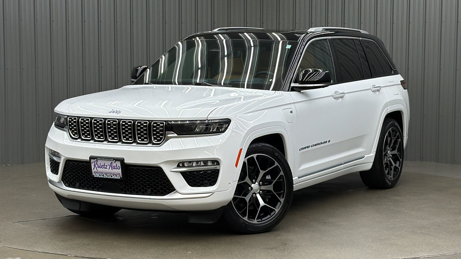 Used 2023 Jeep Grand Cherokee Summit