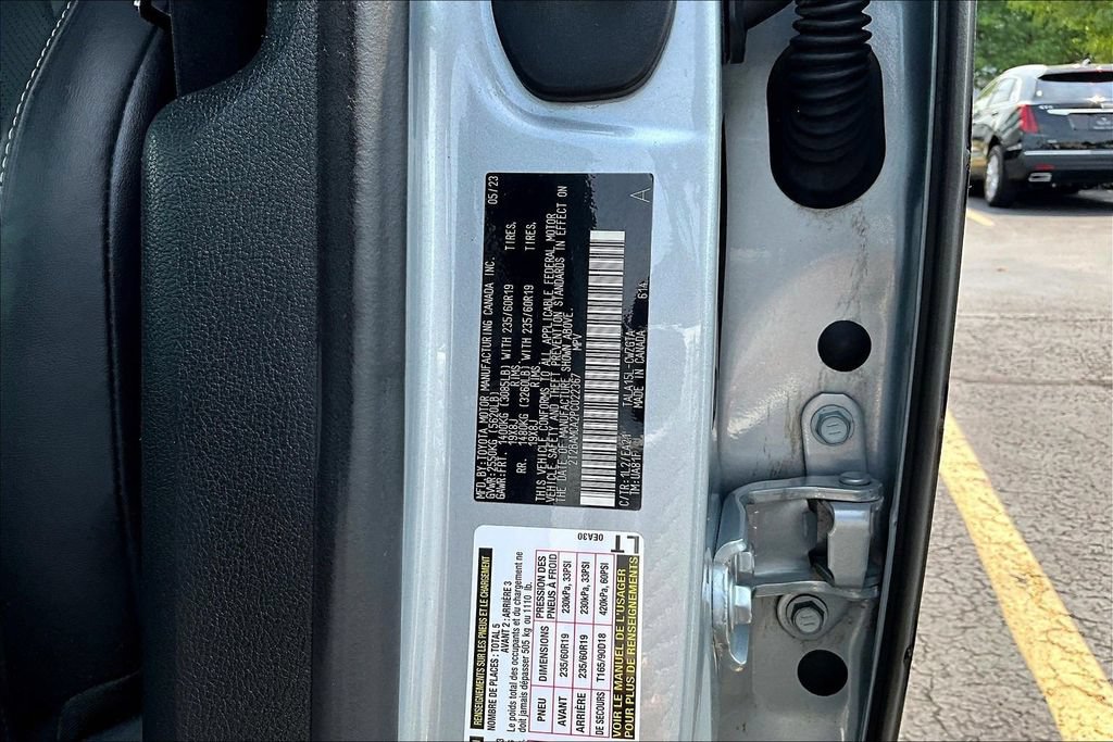 Used 2023 Lexus RX 350 Premium w/ Accessory Package AWD/4WD image 19