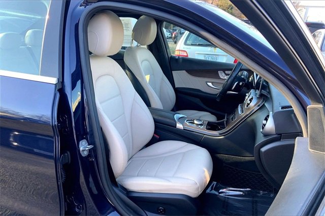 Used 2020 Mercedes-Benz C 300 4MATIC Sedan image 7